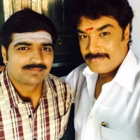 actor sundar c and sathish sefie pic meme template