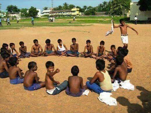 Gola golaya munthirikka Game